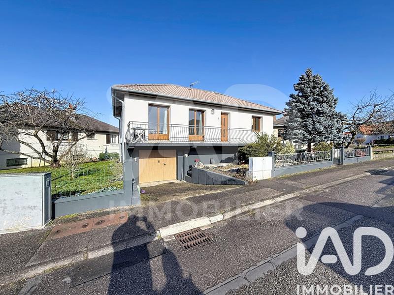 Maison - 90 m² - 4 pièces