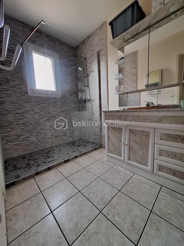 Maison traditionnelle - 130 m² - 6 pièces