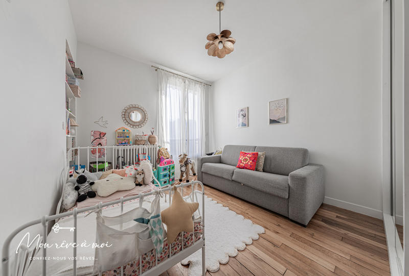 Appartement - 86 m² - 4 pièces