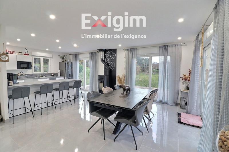 Maison - 86 m² - 4 pièces