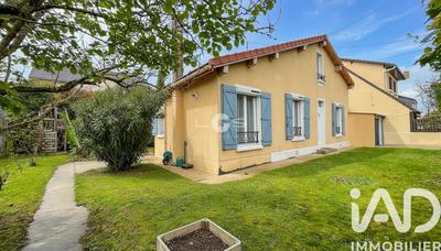 Maison - 75 m² - 3 pièces