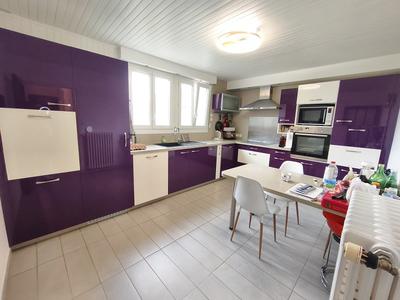 Maison - 138 m² - 7 pièces