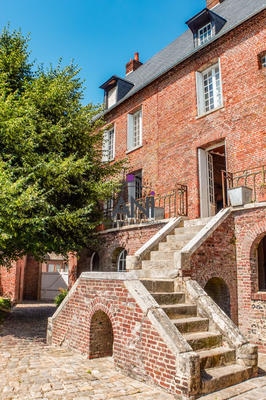 Maison ancienne - 284 m² - 10 pièces