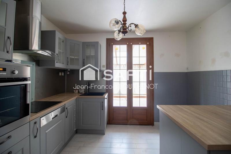 Maison - 168 m² - 7 pièces