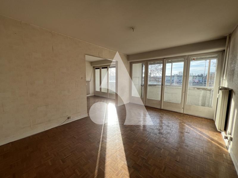 Appartement - 106 m² - 5 pièces