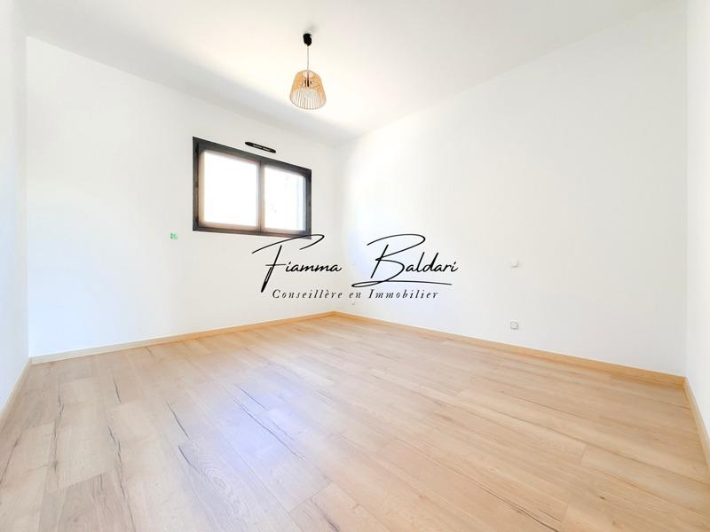 Villa - 120 m² - 4 pièces