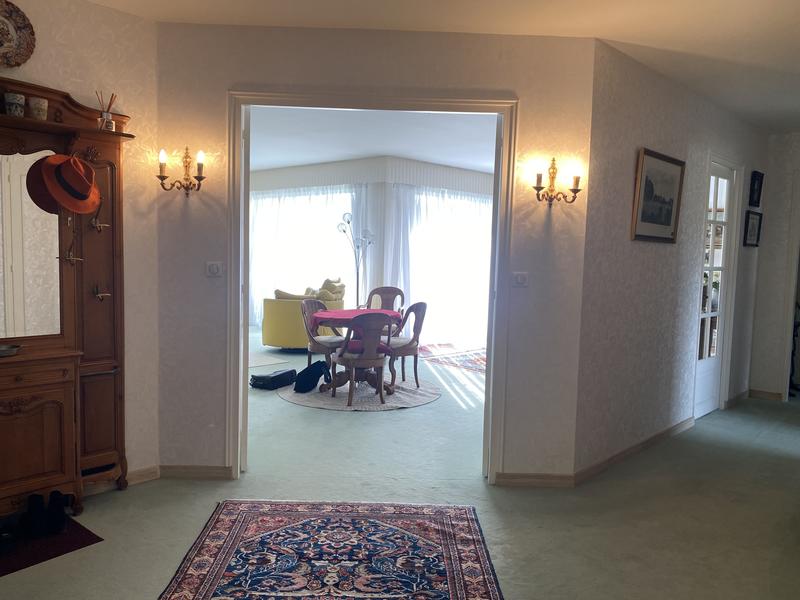 Appartement - 150 m² - 6 pièces