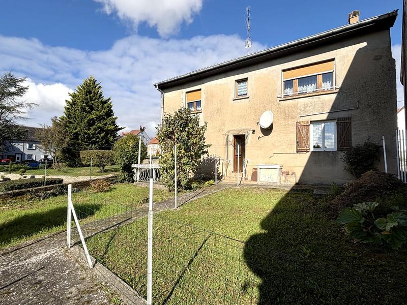 Maison traditionnelle - 142 m² - 7 pièces