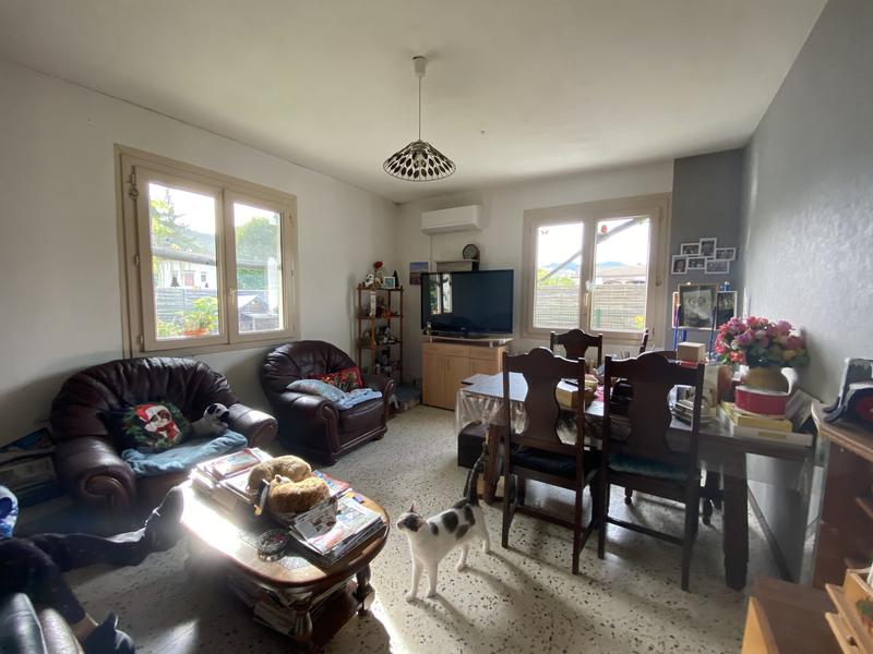 Maison - 137 m² - 8 pièces