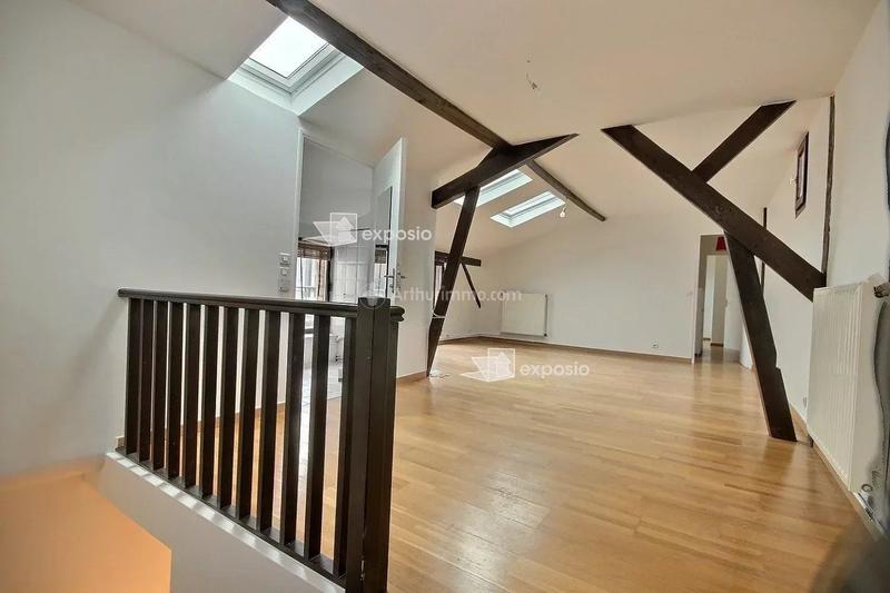 Appartement - 84 m² - 5 pièces