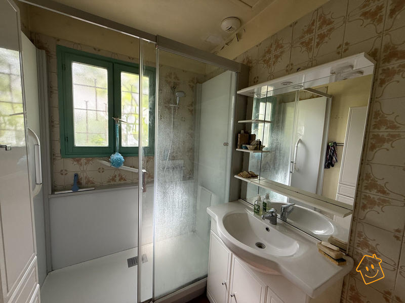 Maison traditionnelle - 142 m² - 7 pièces