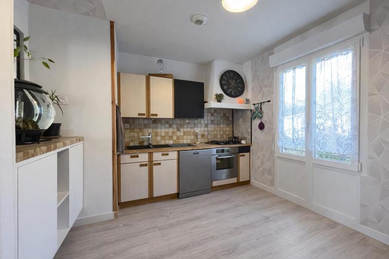 Maison - 91 m² - 5 pièces