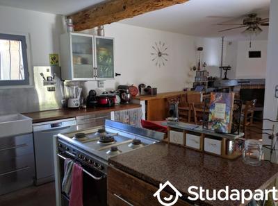 Chambre - 9 m² - 1 pièce