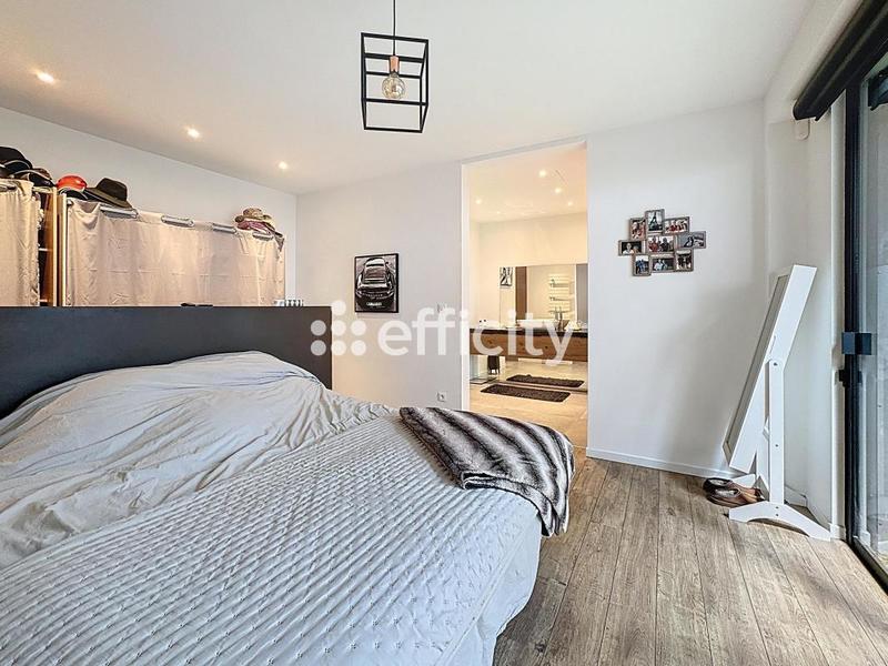 Appartement - 110 m² - 2 pièces