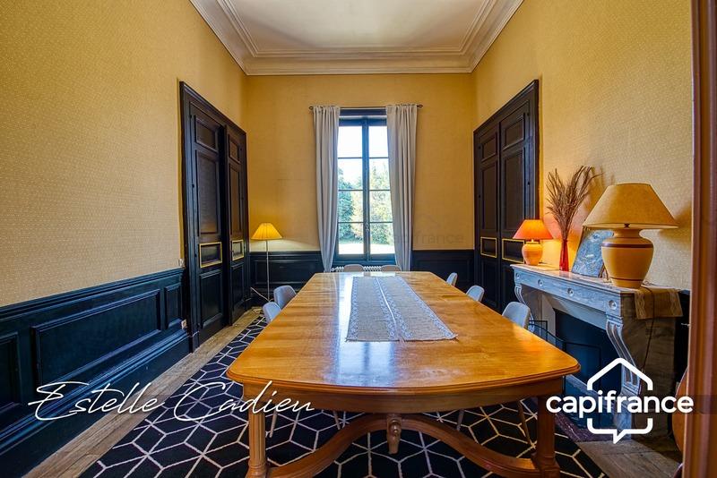 Château - 843 m² - 16 pièces