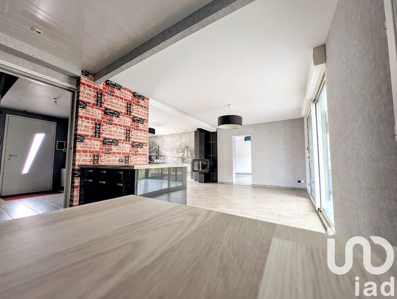 Maison - 185 m² - 8 pièces