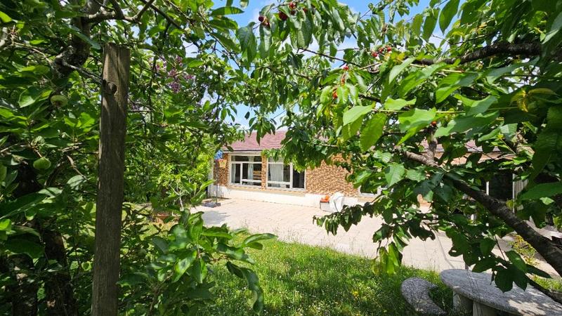 Maison - 102 m² - 5 pièces