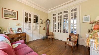 Maison bourgeoise - 183 m² - 8 pièces