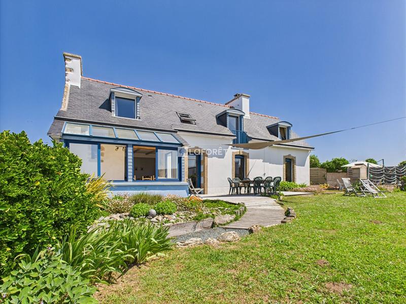 Maison traditionnelle - 150 m² - 8 pièces