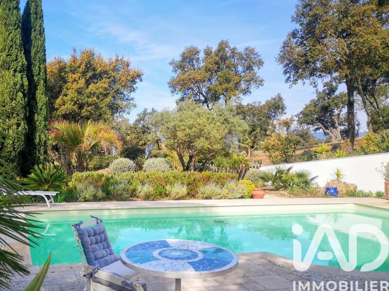 Maison - 153 m² - 5 pièces