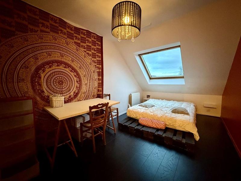 Maison traditionnelle - 115 m² - 7 pièces