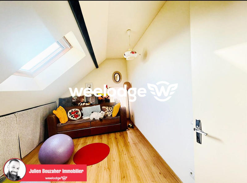 Maison - 84 m² - 6 pièces