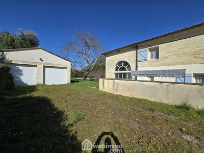 Maison - 331 m² - 10 pièces