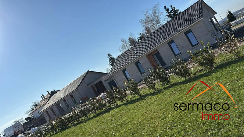 Maison - 110 m² - 4 pièces