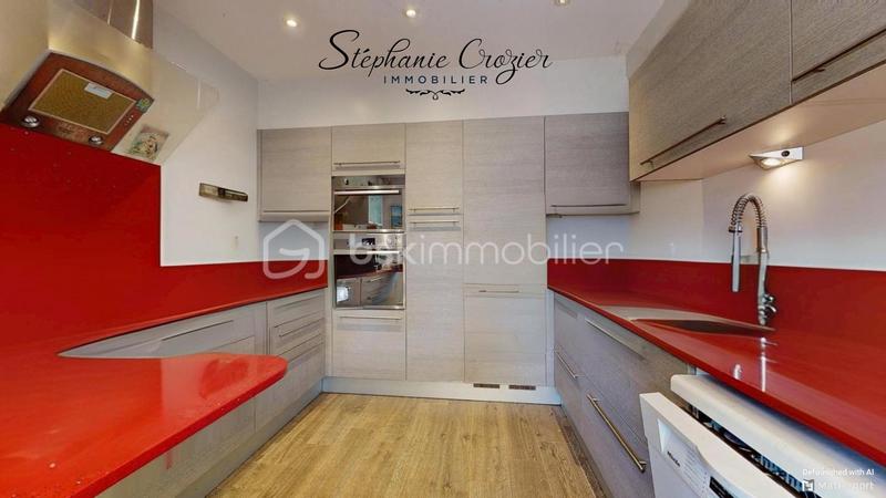 Maison - 145 m² - 6 pièces