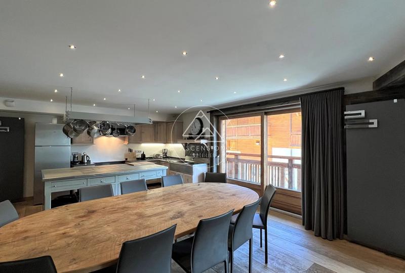 Appartement - 140 m² - 4 pièces