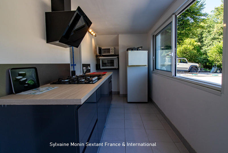 Maison - 171 m² - 6 pièces