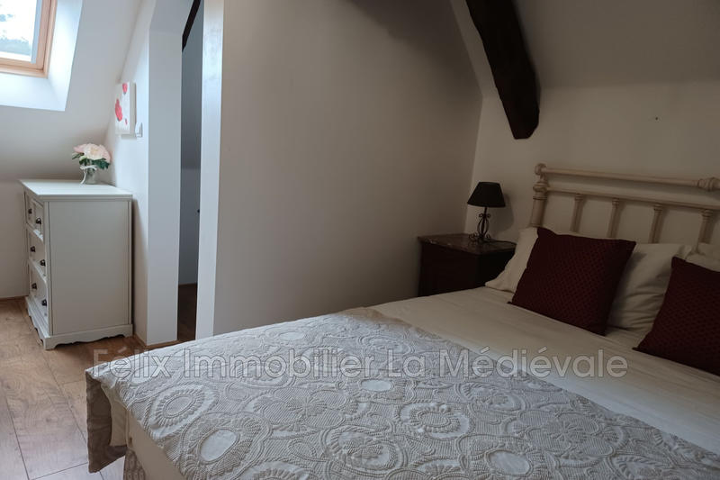 Propriété - 276 m² - 10 pièces