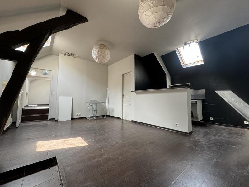 Maison - 274 m² - 9 pièces