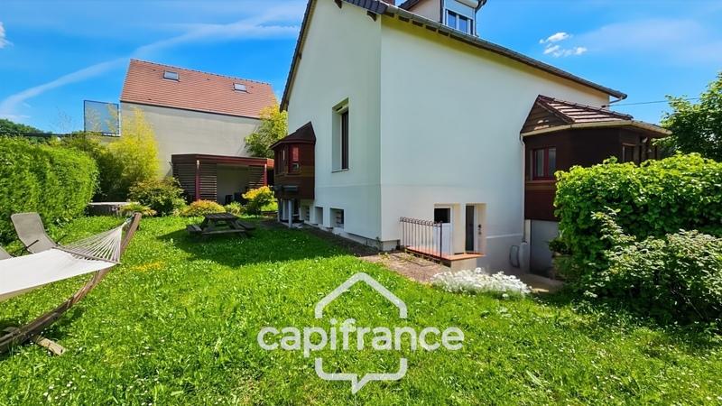 Maison - 142 m² - 8 pièces