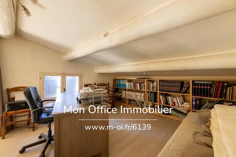 Maison traditionnelle - 107 m² - 4 pièces