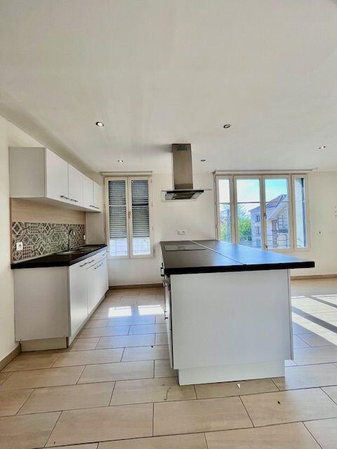 Appartement - 81 m² - 4 pièces