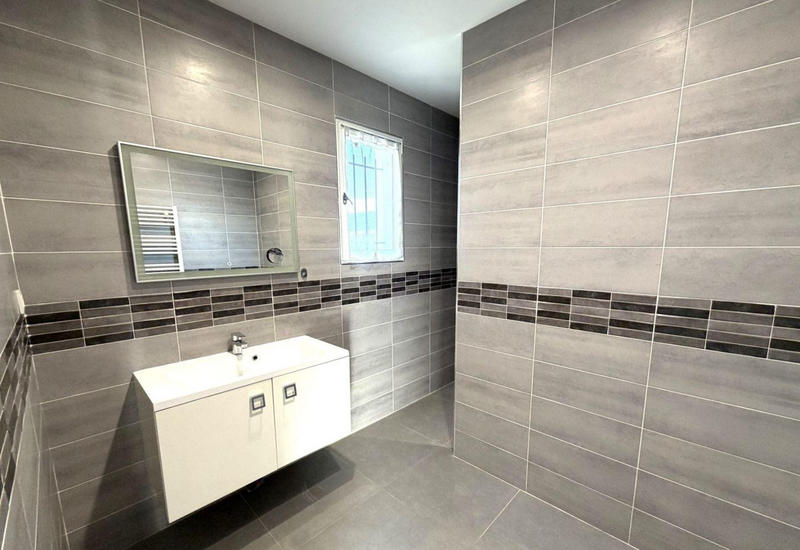 Maison - 142 m² - 4 pièces