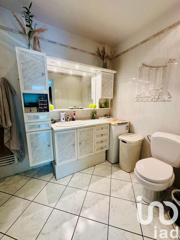 Maison - 121 m² - 7 pièces