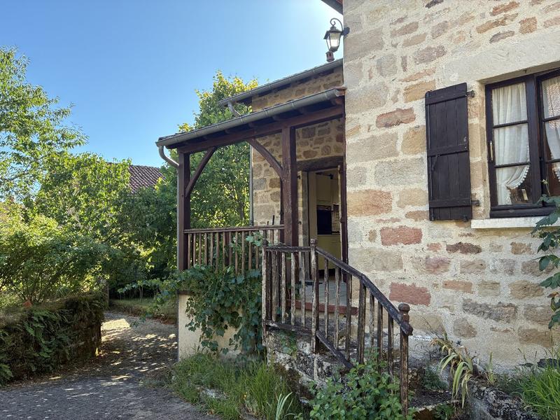 Maison de village - 150 m² - 2 pièces