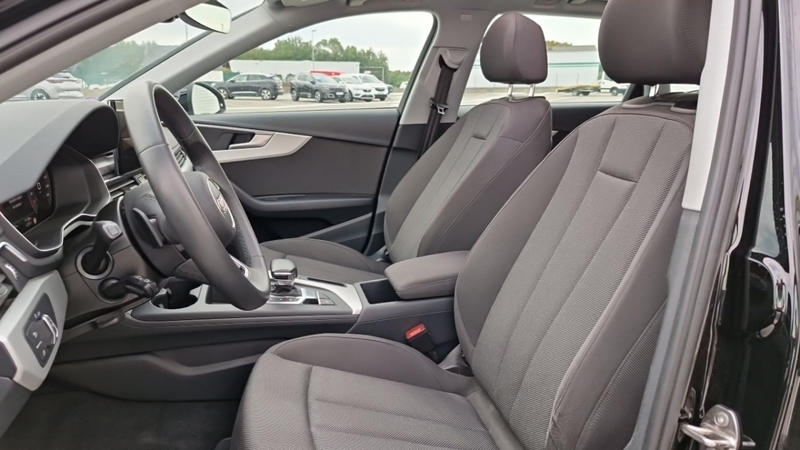 Audi A4 Avant 35 Tfsi s tronic 7 Business Executive