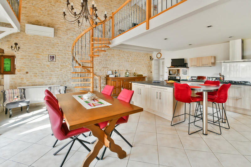 Maison - 120 m² - 3 pièces