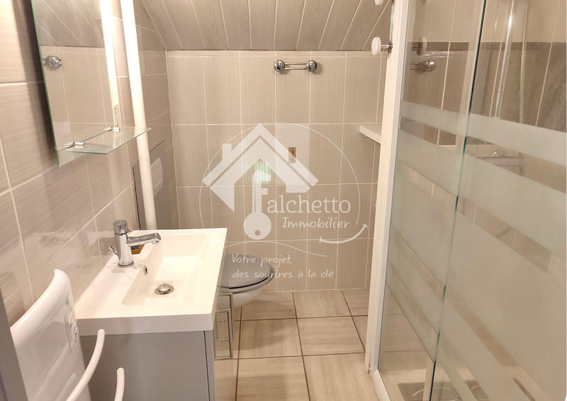 Maison - 200 m² - 7 pièces