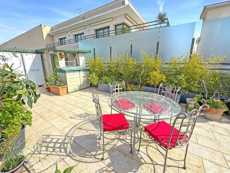 Appartement - 144 m² - 4 pièces