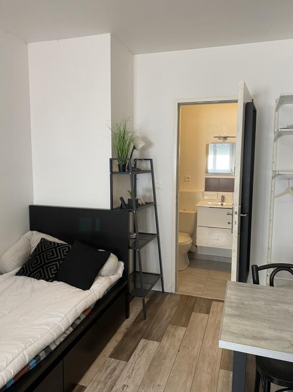 Appartement - 219 m² - 8 pièces