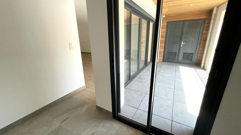 Appartement - 77 m² - 3 pièces