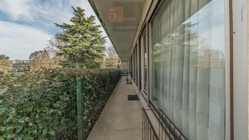 Appartement - 110 m² - 6 pièces