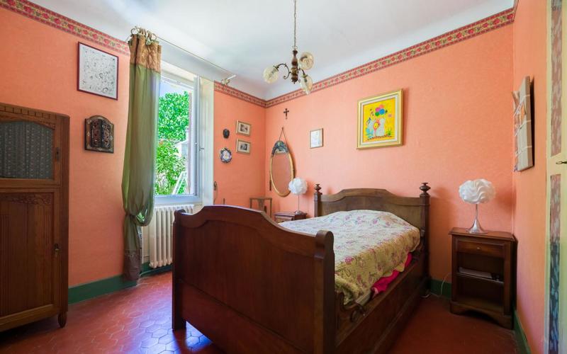 Maison - 178 m² - 7 pièces