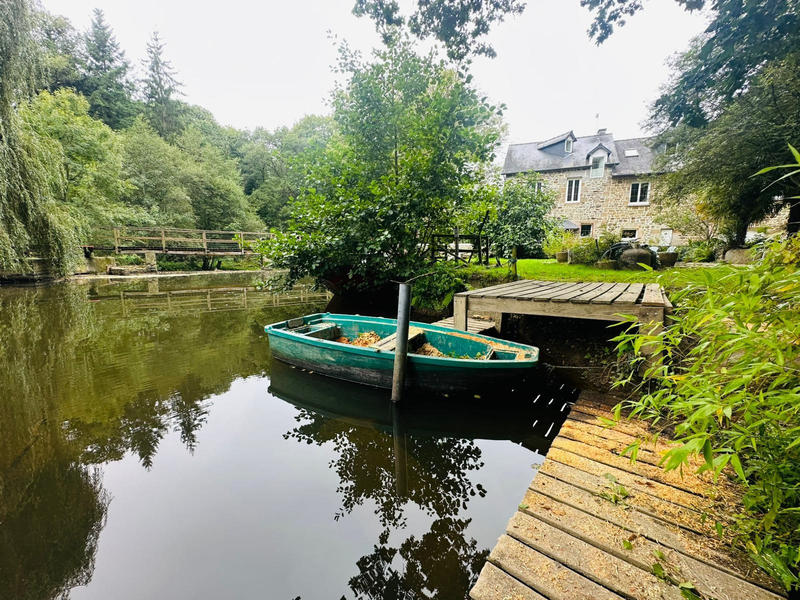 Maison - 310 m² - 8 pièces