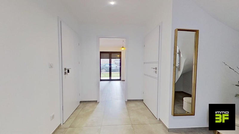 Maison - 158 m² - 6 pièces