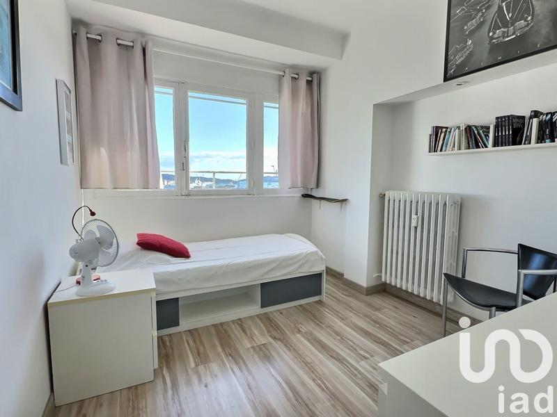 Duplex - 79 m² - 5 pièces